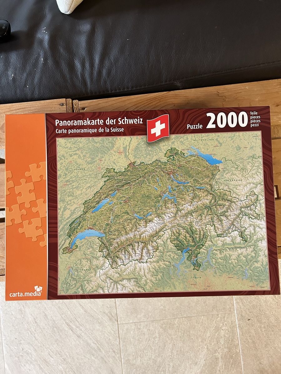 Puzzle: Puzzle 2000 Panoramakarte der Schweiz – Nuovo (secondo la descrizione) da Wildensbuch venduto da SB1987
