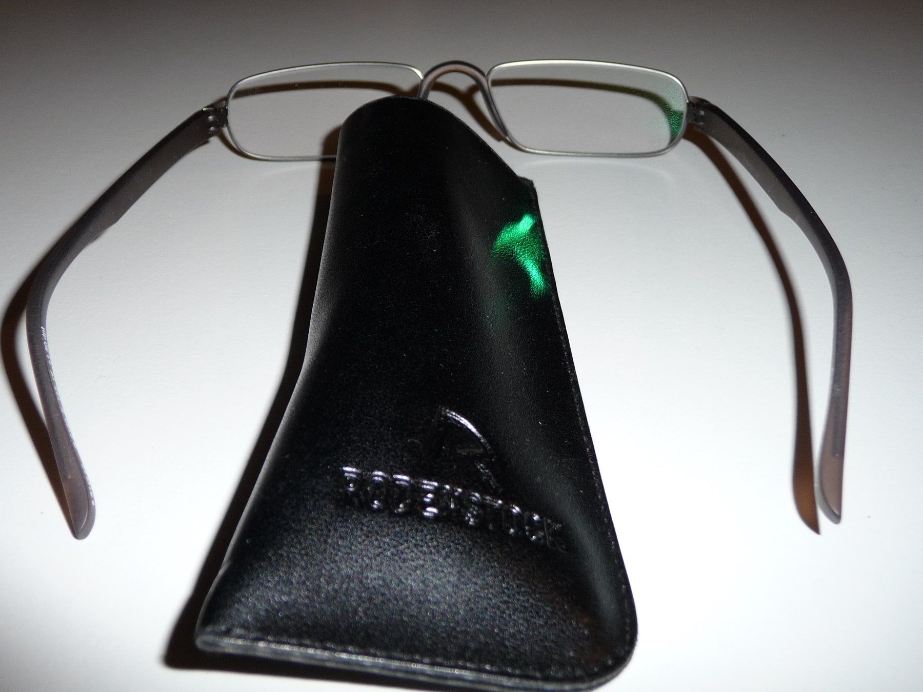 Rodenstock Occhiali & Lenti: Rodenstock edle Version einer Lesebrille +1,5 dpt 51[]17 145 – Nuovo (secondo la descrizione) da Winterthur venduto da ricofly 2
