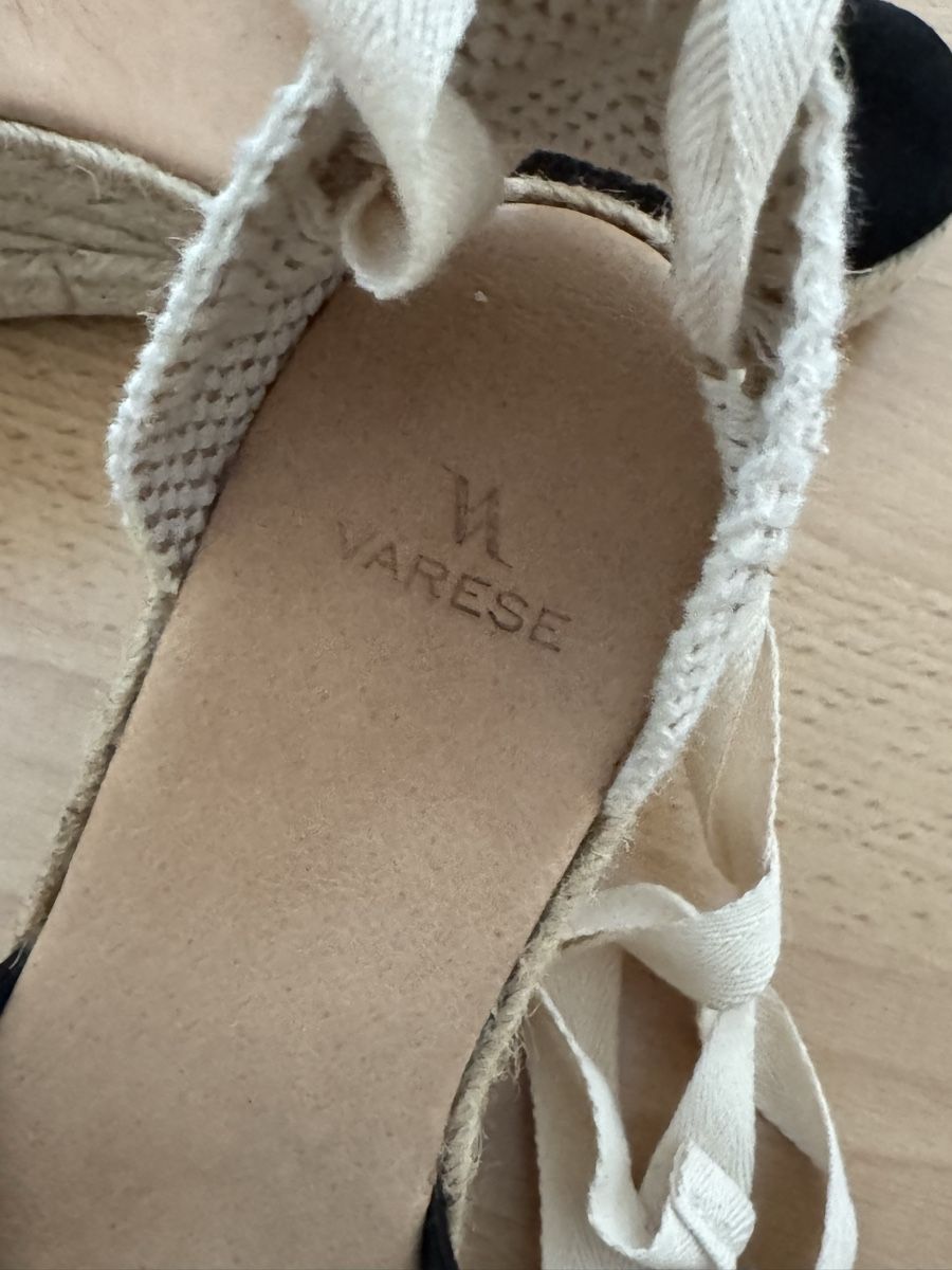Scarpe da donna: Schwarze Espadrilles mit Bändel, Grösse 39, Top Zustand – Usato da Rombach venduto da jasmin_123456 3