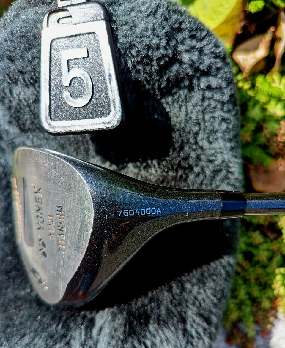 Yonex Mazze & Set: Golfschläger - Holz - Driver Nummer 5, Titan, Graphit-Schaft – Usato da Uetikon am See venduto da Tomarrani 2