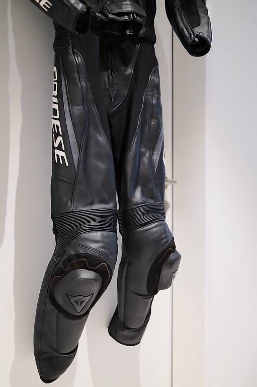 Completi, tute sportive e funzionali: Dainese Lederkombi 2 teiler  – Usato da Rickenbach LU venduto da MartinaW. 2