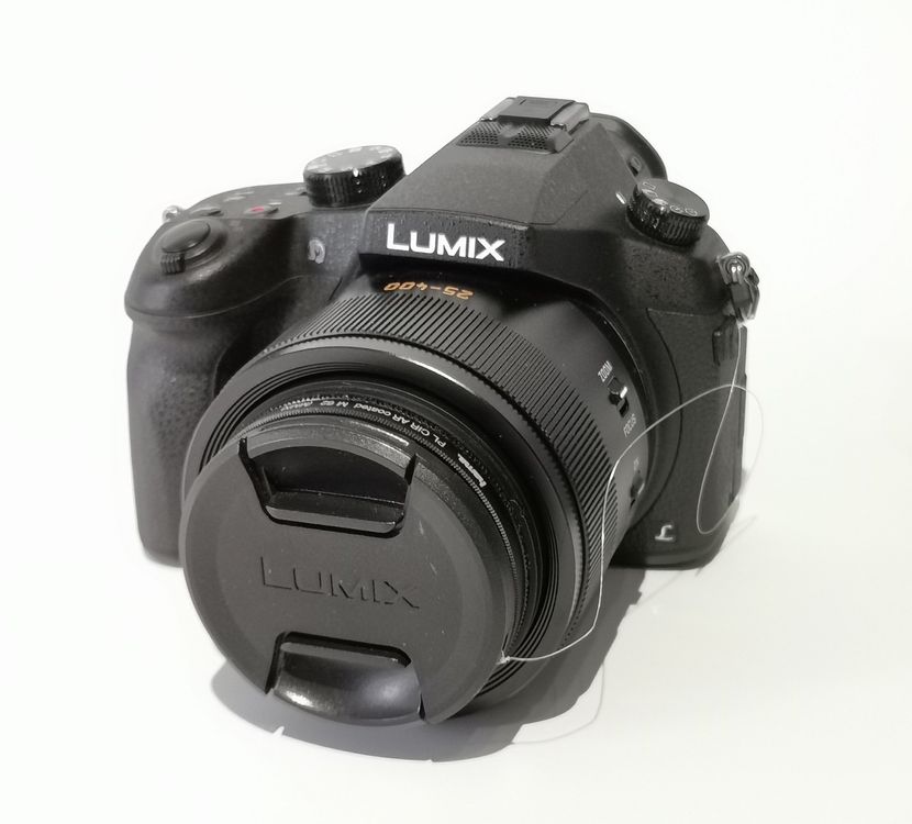PANASONIC Lumix DMCFZ1000, inkl. Zubehör und OVP Kaufen auf Ricardo