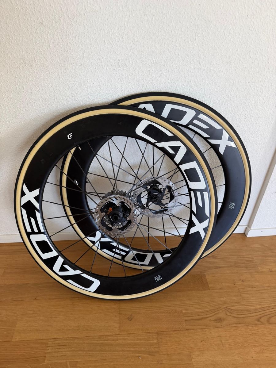 Pezzi di ricambio: CADEX 65 Tubular Laufradsatz – Usato da Zürich venduto da Emil999 2