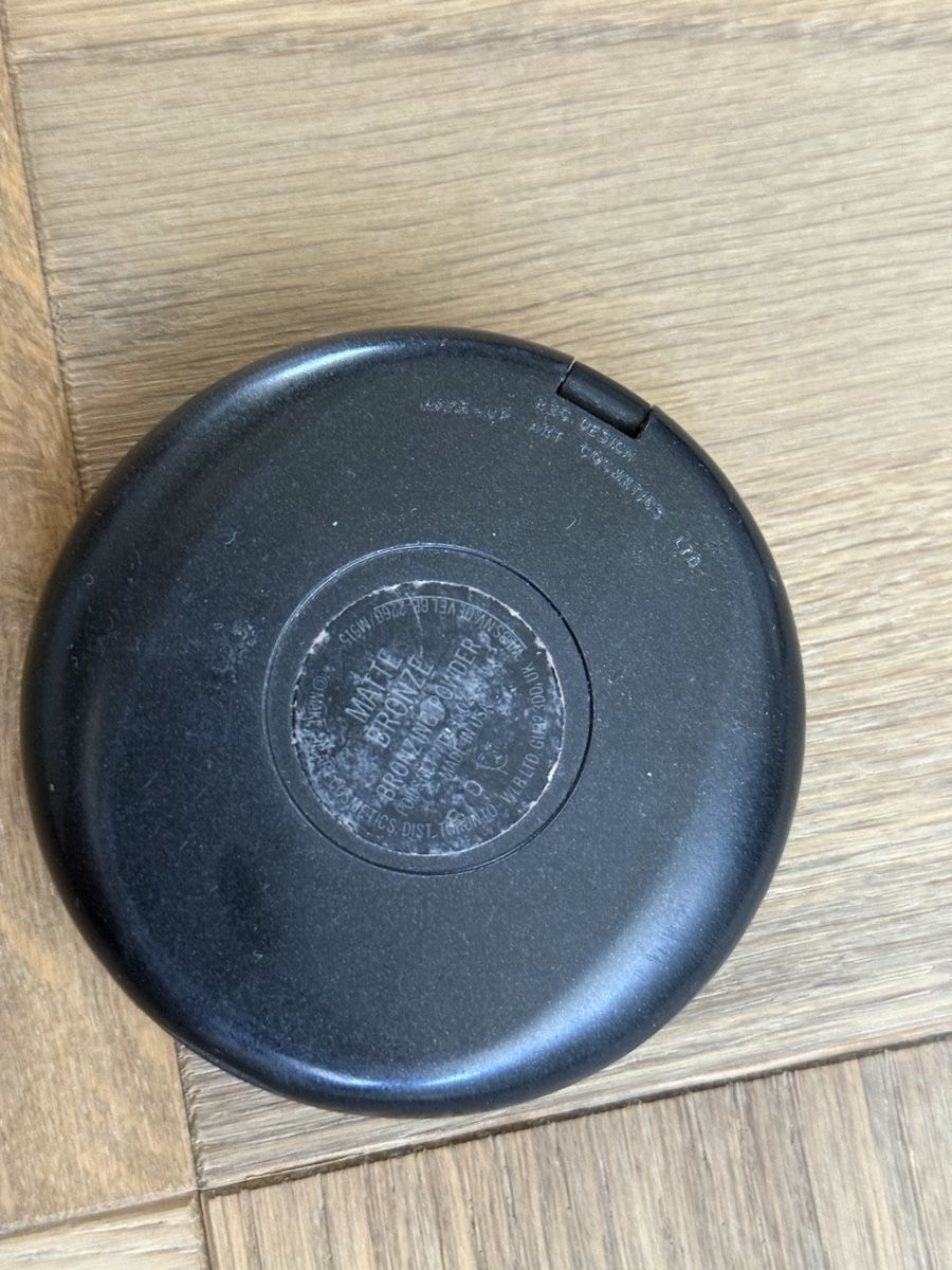 Mac Cosmetics Make-up: MAC Bronzing Powder Matte Bronze  – Gebraucht aus Gümligen von kleiderschrankbe6 3