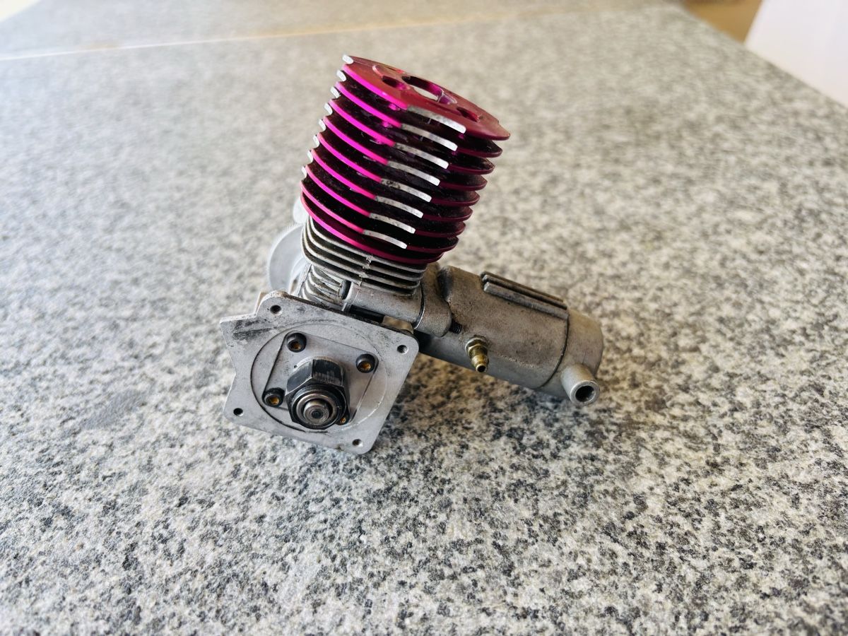 Modellismo RC: Carson 15 Nitro Motor inkl. Auspuff – Difettoso da Lachen SZ venduto da snick44 3
