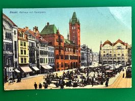 Basel, Rathaus mit Marktplatz