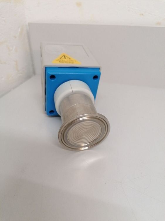 Accessori da laboratorio: ENDRESS HAUSER CERABAR PMC 532 – Usato da Niederdorf venduto da LeptonAG_Labor 3
