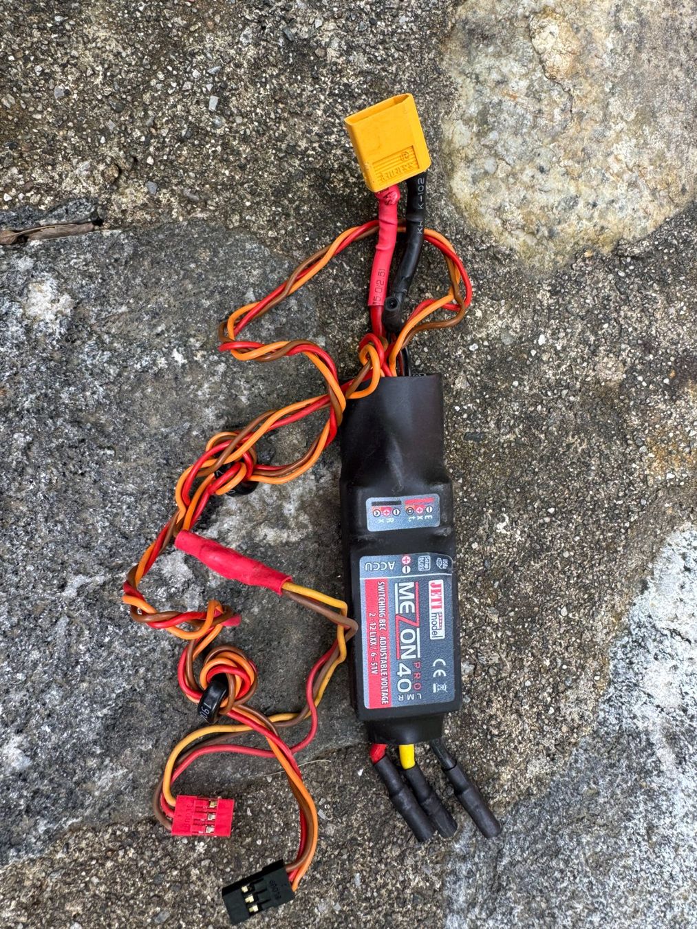 Moteurs: Jeti Mezon Pro 40 ESC mit BEC – D'occasion à Vira Gambarogno par Mimaxus 1