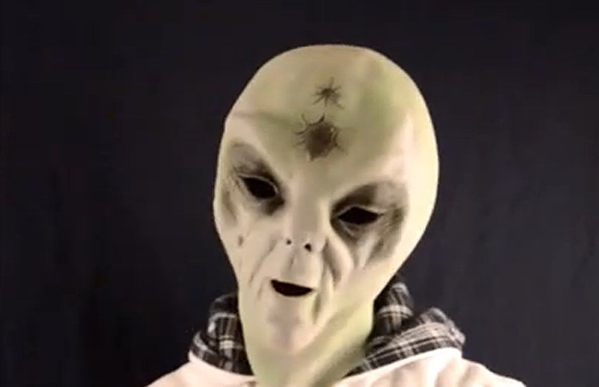 Masken: Alien Maske – Gebraucht aus Gonten von Herr-Lobo