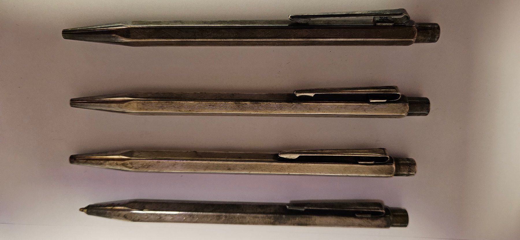 Caran D'Ache Stifte & Marker: 4 Stk Kugelschreiber SILBER – Gebraucht aus ZIHLSCHLACHT von Raja9 2