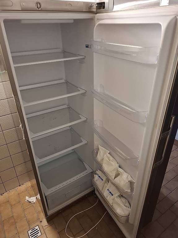 Réfrigérateurs: Kühlschrank – D'occasion à Schaanwald par spenz 4