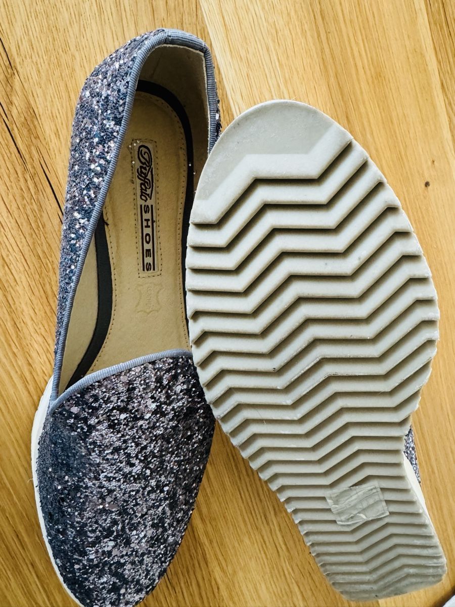 Buffalo Scarpe da donna: Buffalo Glitzer Schuhe, neuwertig, Gr. 40 – Nuovo (secondo la descrizione) da Pfäffikon SZ venduto da Norina2005 1