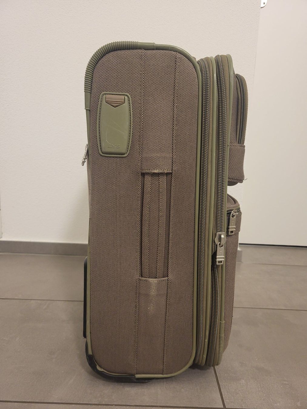 Valigie: LYS Paris Rollkoffer - beige – Usato da Baar venduto da clar6 5