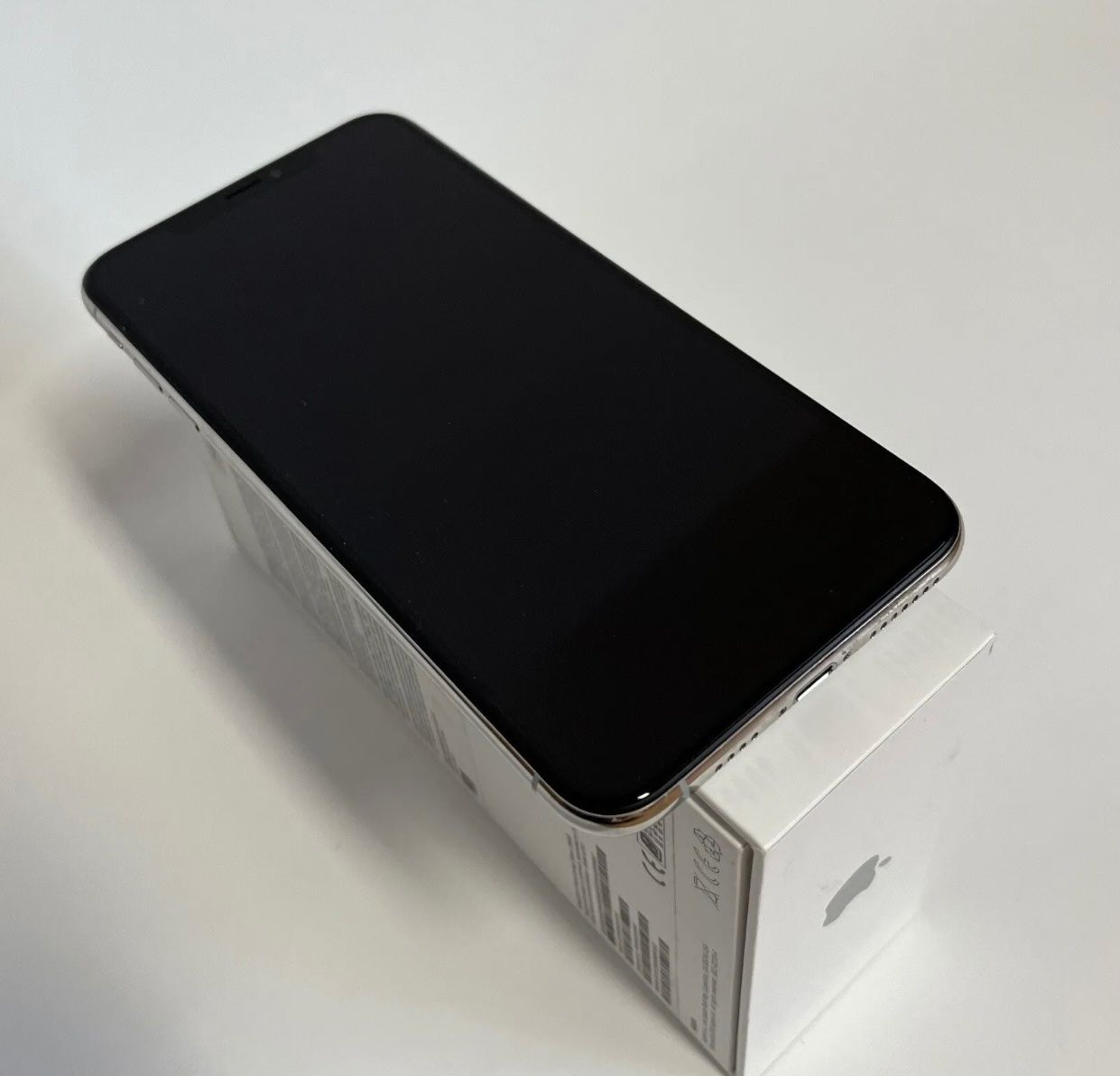 Apple Handys / Smartphones: iPhone Xs Max (256GB) Akku 100% – Gebraucht aus Luzern von Waince786 1