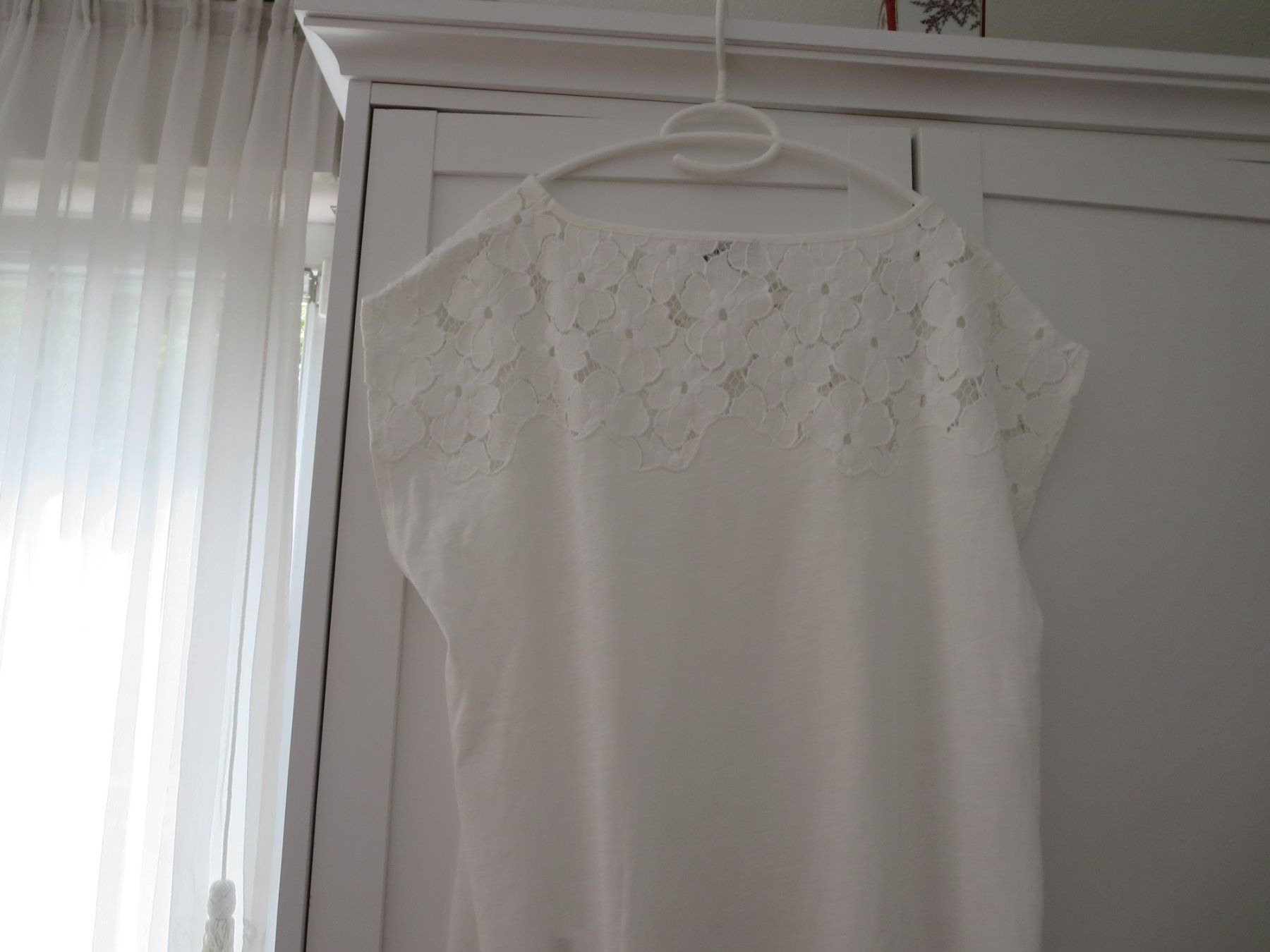 T-shirt: 2 Damen Sommer Shirts /Gr. 42/44 – Usato da Wallisellen venduto da Arvenstube 8
