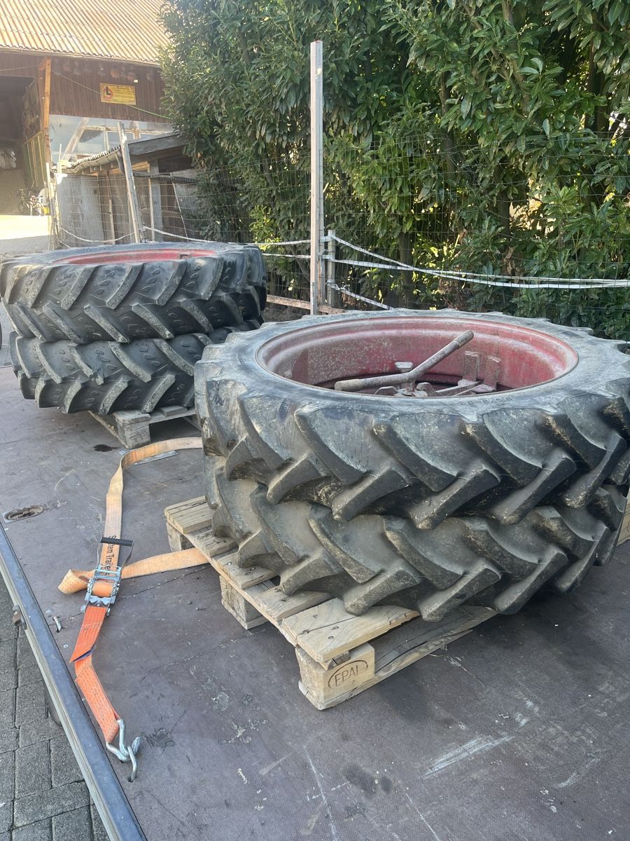 Pneus & Roues: Räder zu Hürlimann Traktor – D'occasion à Zihlschlacht par Baum91 5