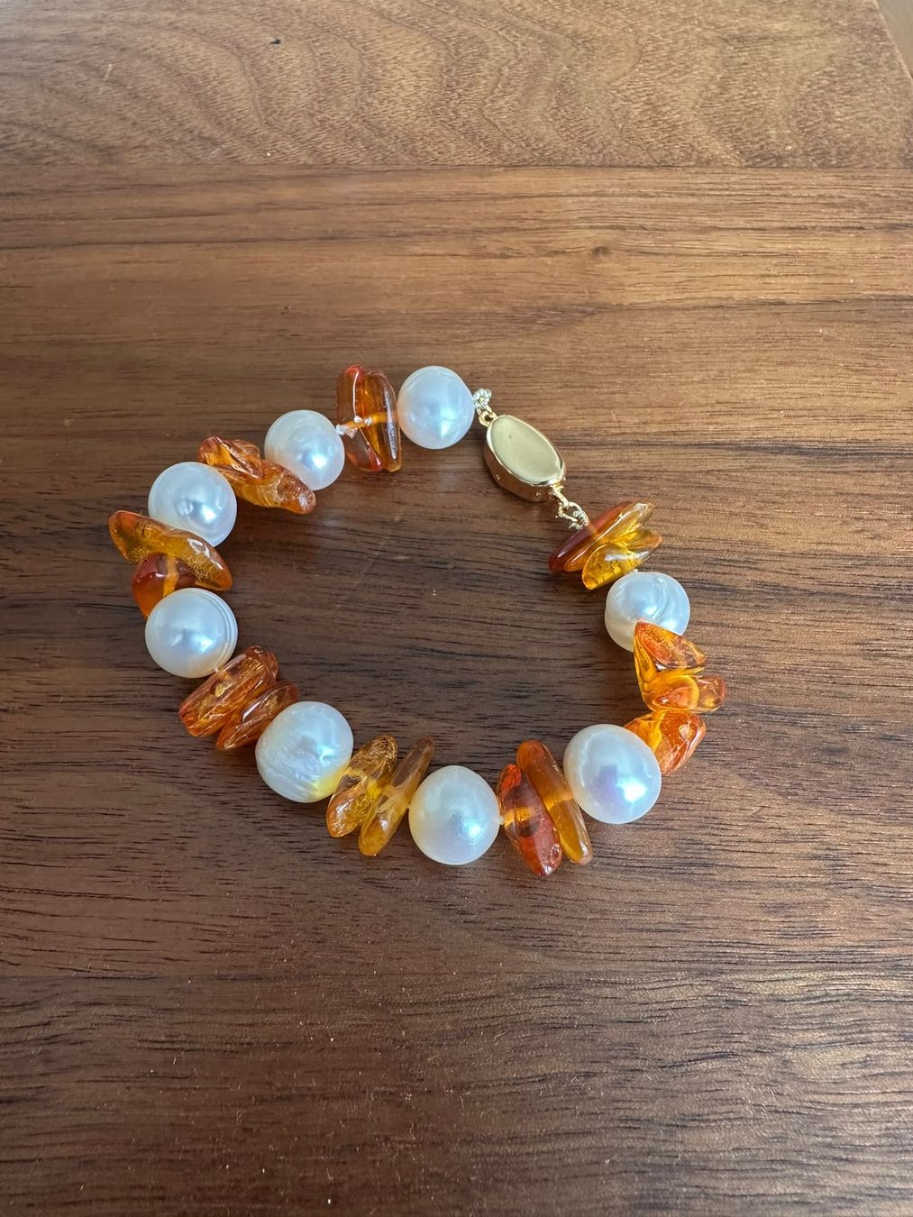 Bracciali & Braccialetti: Elegante Bernsteinkette mit echten Süsswasserperlen – Nuovo e nell'imballaggio originale da Hittnau venduto da Razorback_1971 4
