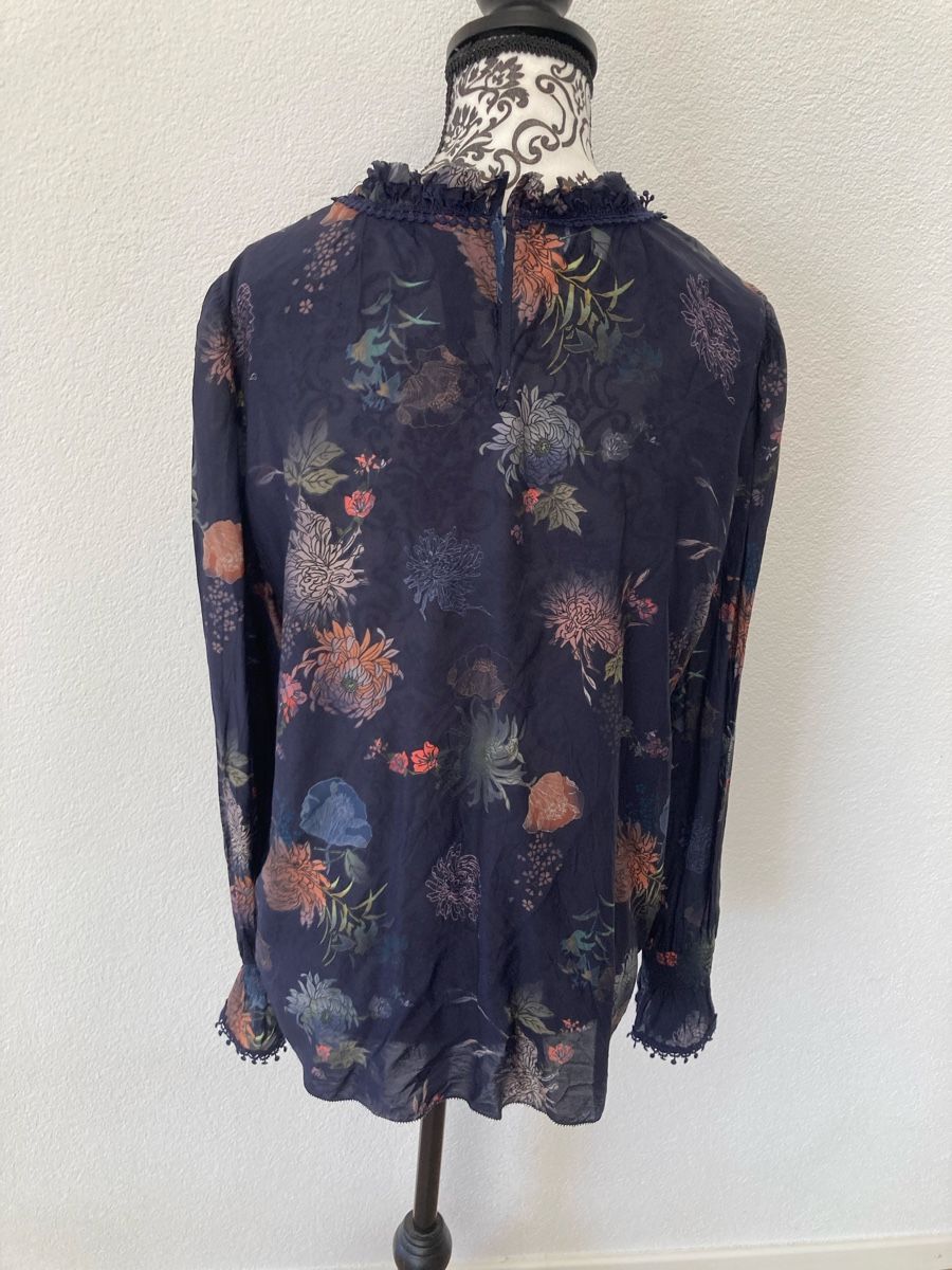Marc Cain Blusen: Bluse von Marc Cain – Neu (gemäss Beschreibung) aus Bettlach von Valgoy 3
