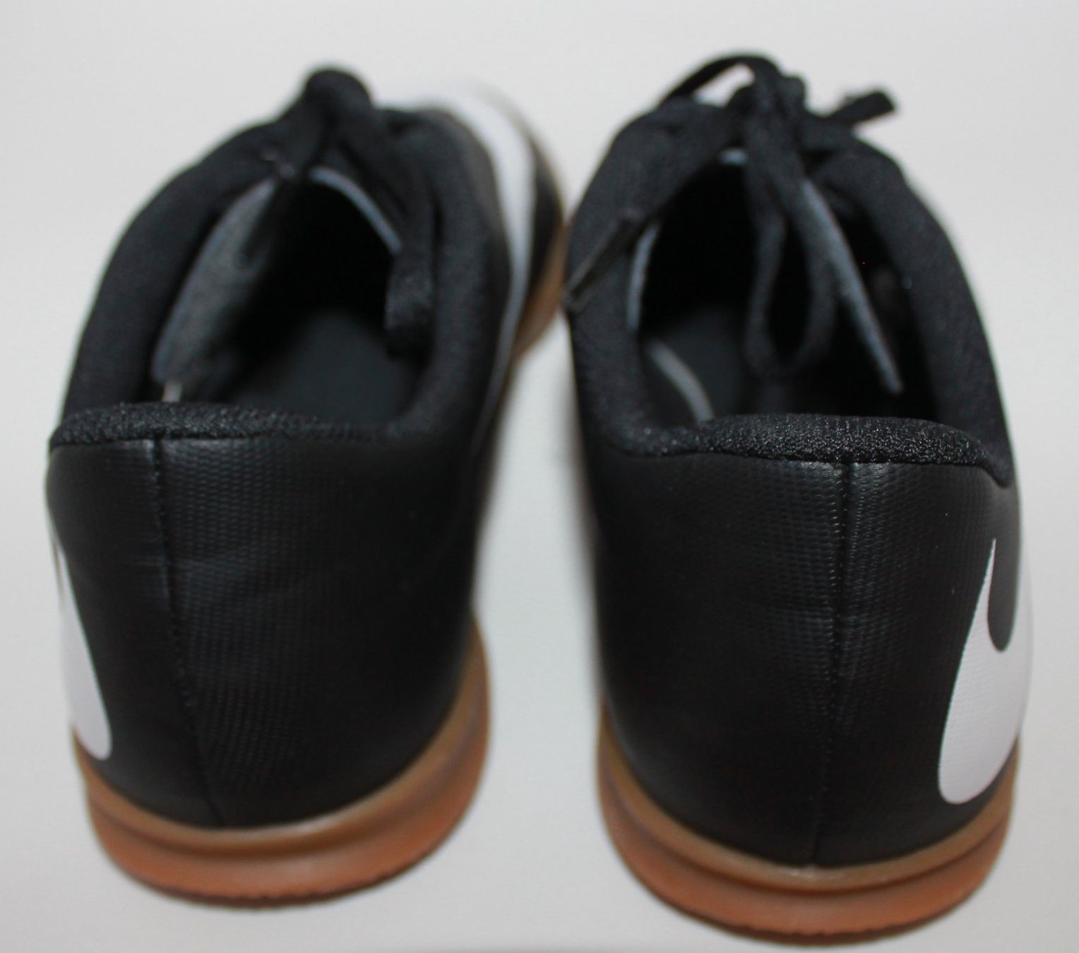 Nike Scarpe per ragazzi: Chaussures de foot Nike t. 36 – Usato da Peseux venduto da Gilloss 3