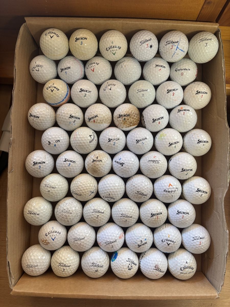Bälle: 61x Golfbälle Srixon Callaway Titleist gemischt – Gebraucht aus Küssnacht am Rigi von Duwir