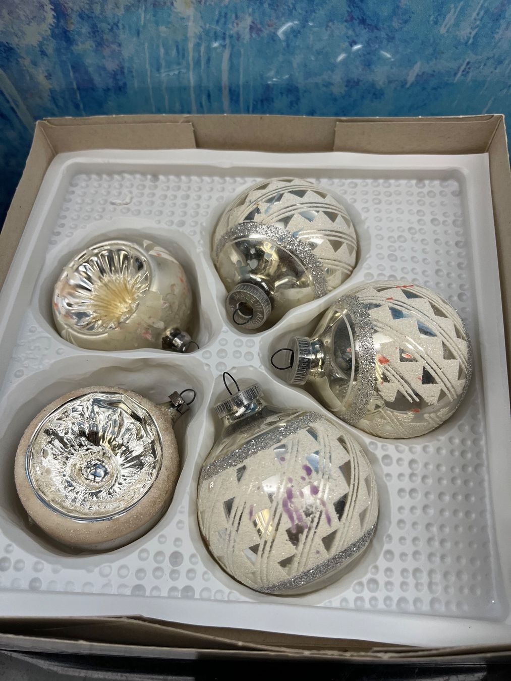 Tutte le decorazioni: Antike Weihnachtsdeko Christbaumkugeln Baumkugeln Silber – Usato da Frauenfeld venduto da Babytimmy 3