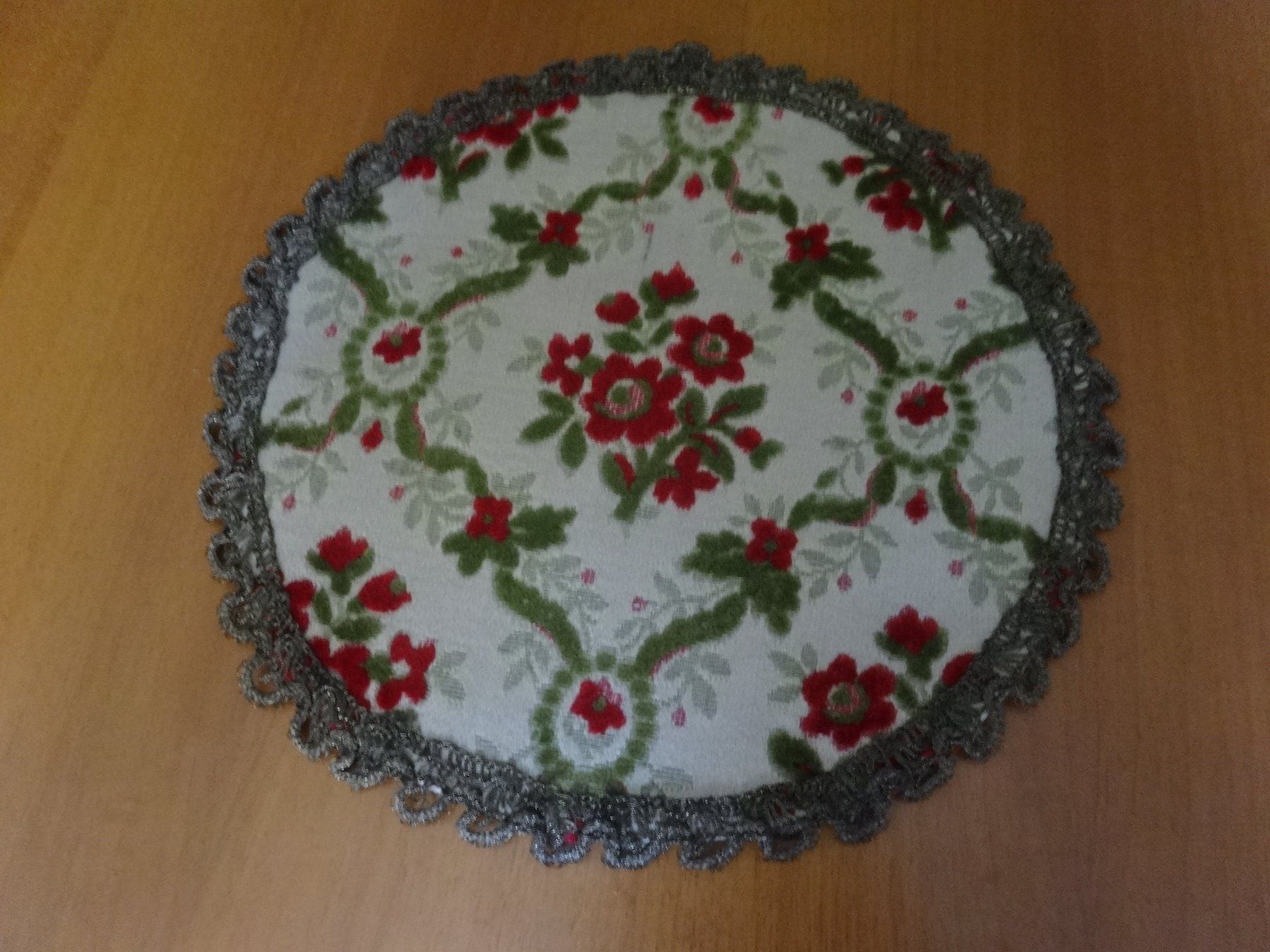 Tutte le decorazioni: Napperon velours de Gênes – Nuovo e nell'imballaggio originale da Biel/Bienne venduto da milamila02