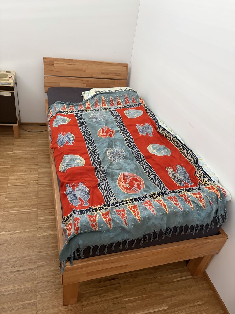 Betten: Bett 90 x 200cm – Neu (gemäss Beschreibung) aus Hirzel von Phresch