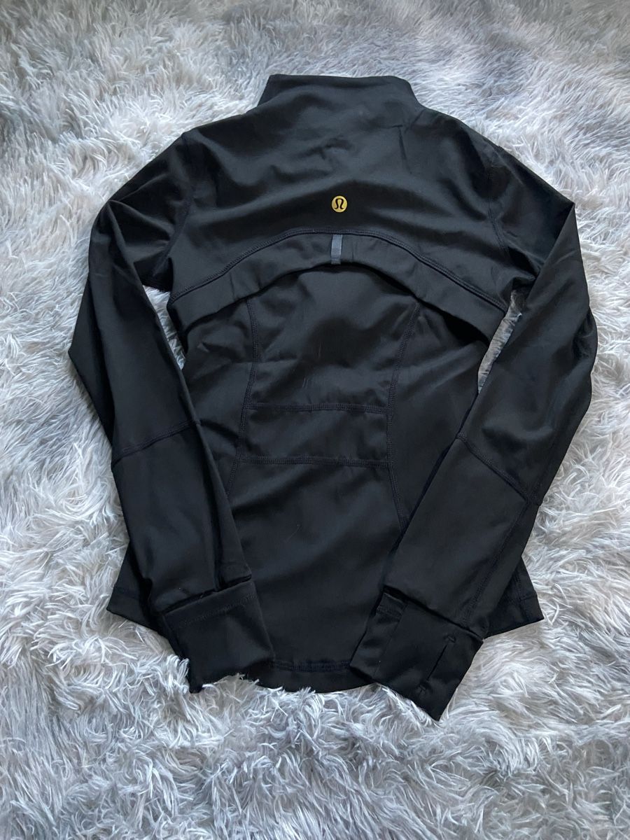 Lululemon Kleiderpakete: Lululemon Gym Set – Neu (gemäss Beschreibung) aus Embrach von NovasOutlet 3
