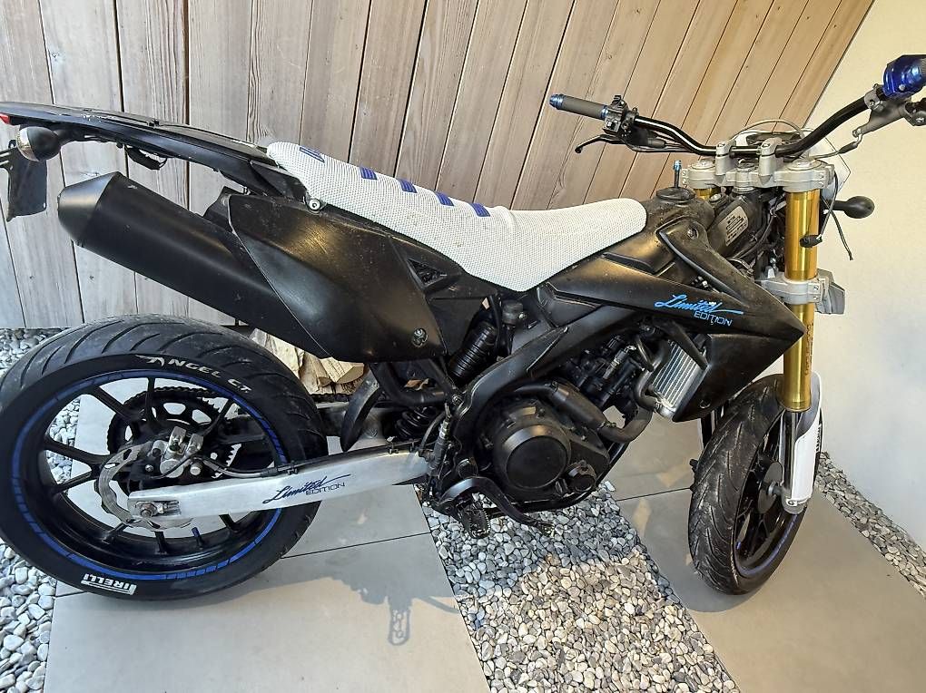 Rieju Strada: Supermoto Rieju MRT Pro 125cc 2021 – Usato da Küsnacht ZH venduto da nor_gp68 2