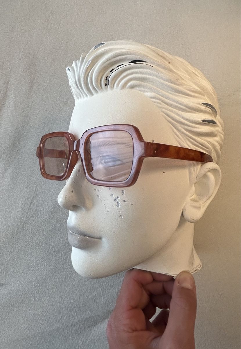Lunettes & Verres: Sonnenbrille Optik Retro – D'occasion à Oberkirch LU par mat_m5cj