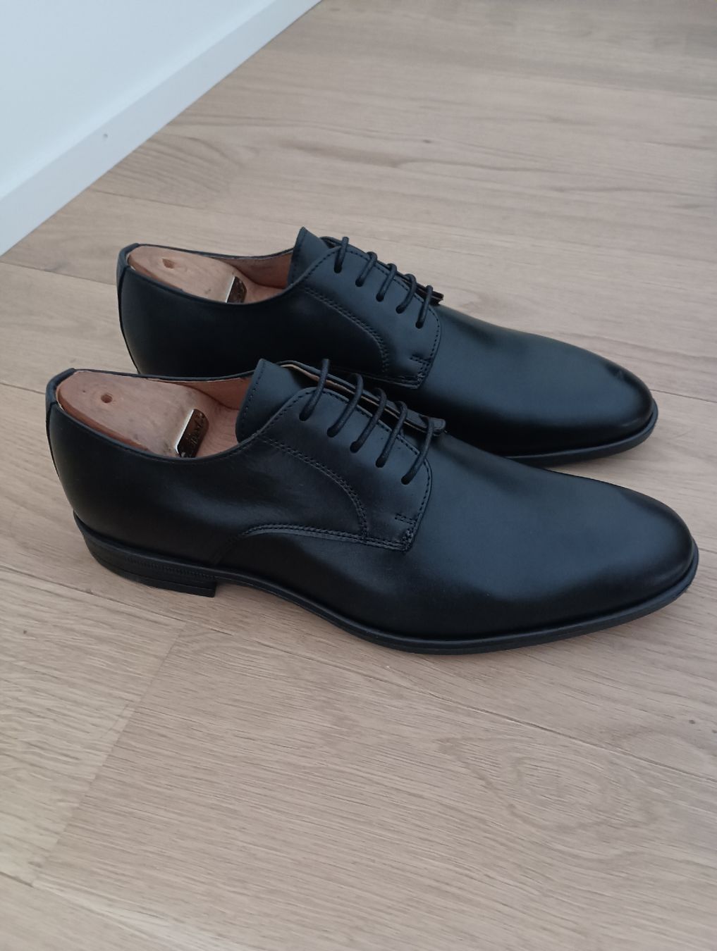 Scarpe da uomo: Klassische Herrenschuhe – Nuovo e nell'imballaggio originale da Zürich venduto da elo_8lfq