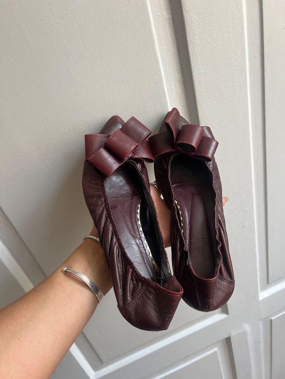 Spannende Schuhe Von Ras Bilder