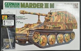 Tamiya 35255 & Aber 35L05N German Tank Destroyer Marder III
