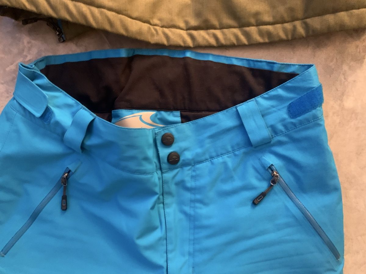 Completi: APULP Skijacke & Skihose, Gr. M – Usato da Sargans venduto da Rohan12 5