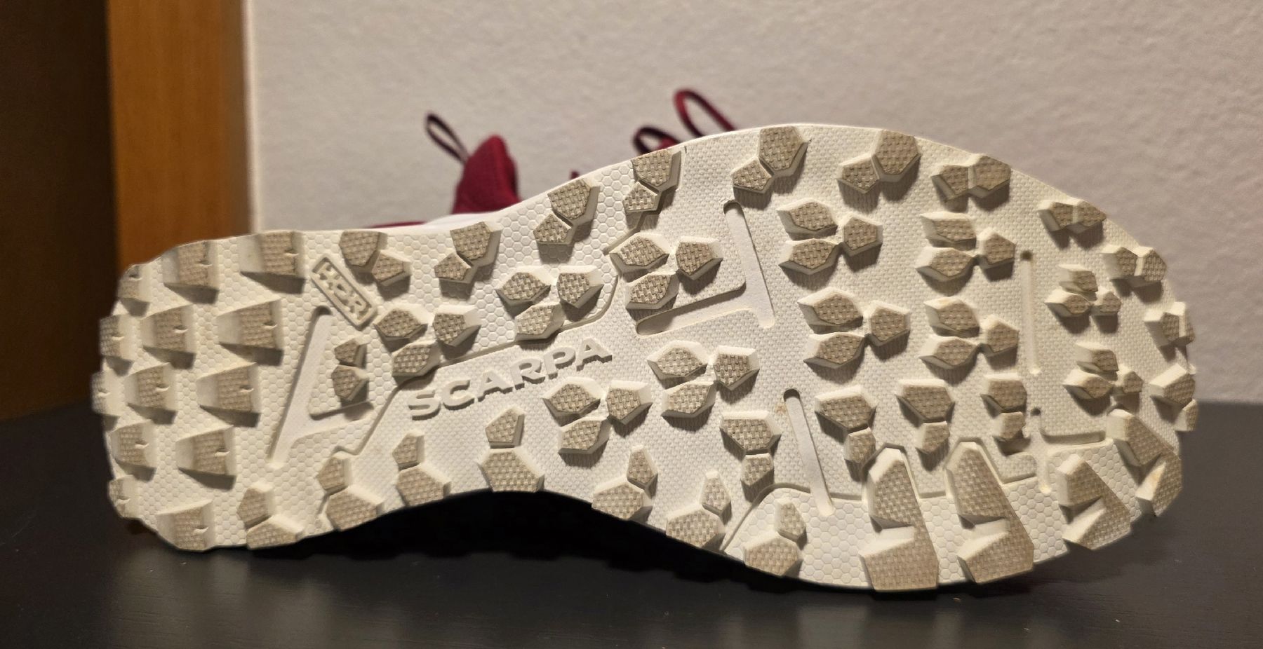 Scarpa Scarpe da donna: La Scarpa shoes – Nuovo (secondo la descrizione) da La Punt Chamues - ch venduto da _lau_ 2