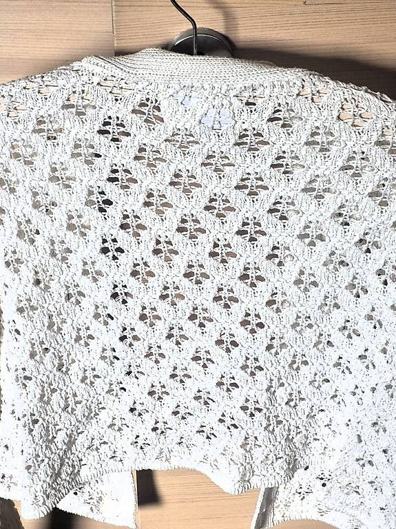 Giacche & Cappotti: Jäckchen weiss Grösse 152 ZARA – Usato da St. Gallen venduto da Amelie_73 2