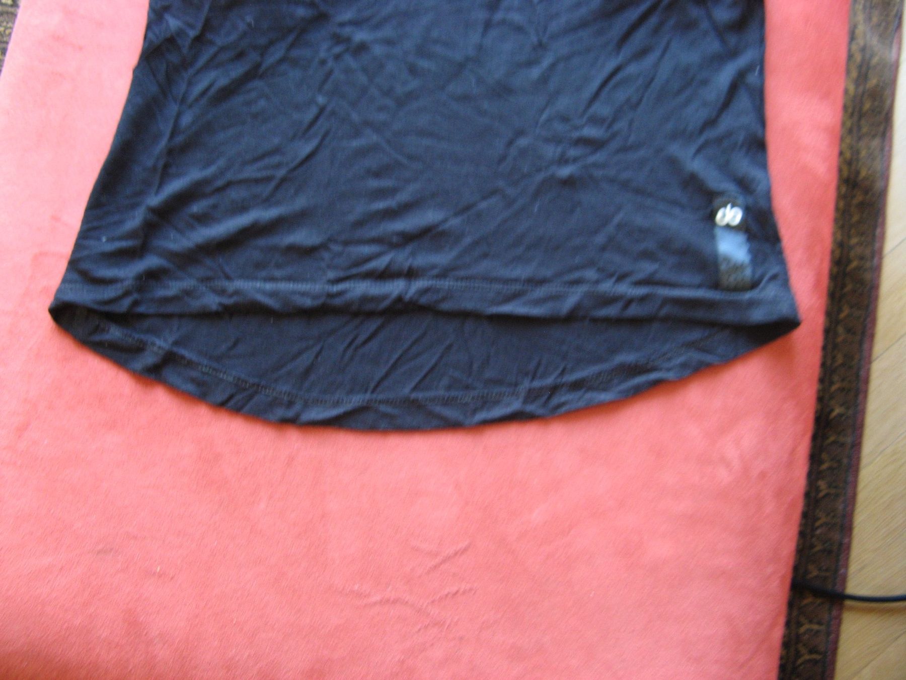Tops: kurzes Tanktop schwarz Gr. S – Gebraucht aus Zürich von apil 2
