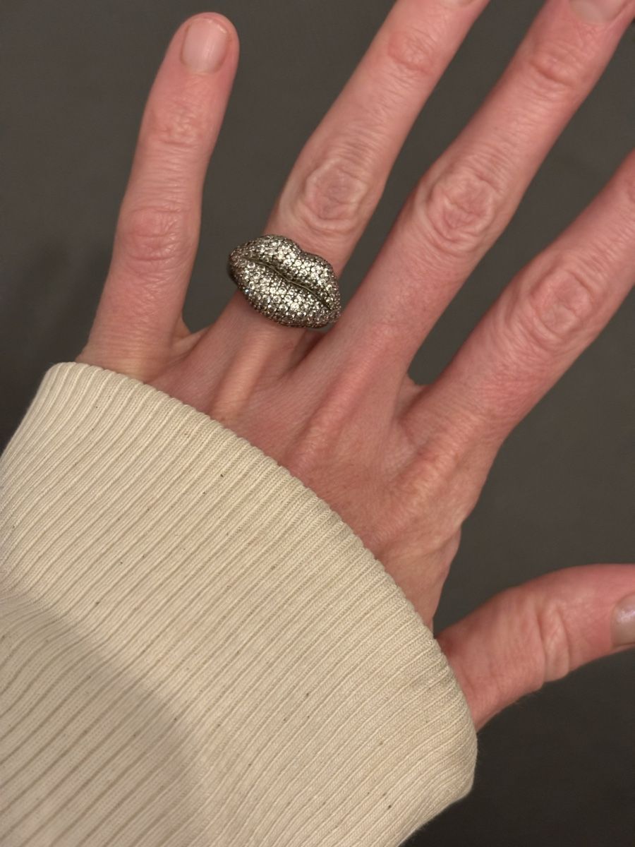Thomas Sabo Ringe: Thomas Sabo lips ring silver 925 with stones used – Gebraucht aus Basel von ret_jhl6 5