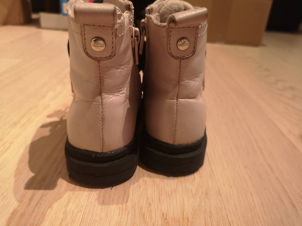 Schuhe für Mädchen: Leder Boots Mädchen rosa Gr 26 – Gebraucht aus Ostermundigen von lid_sg9q 4