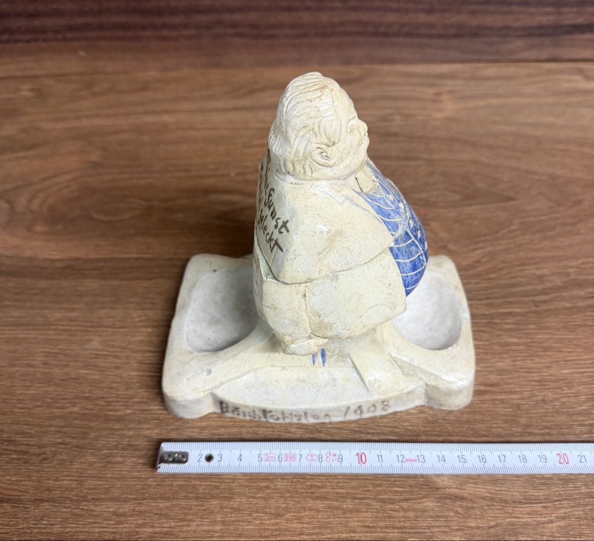 Statuette: Vintage-Sammlerfigur – Usato da Nussbaumen AG venduto da olitech5415 1