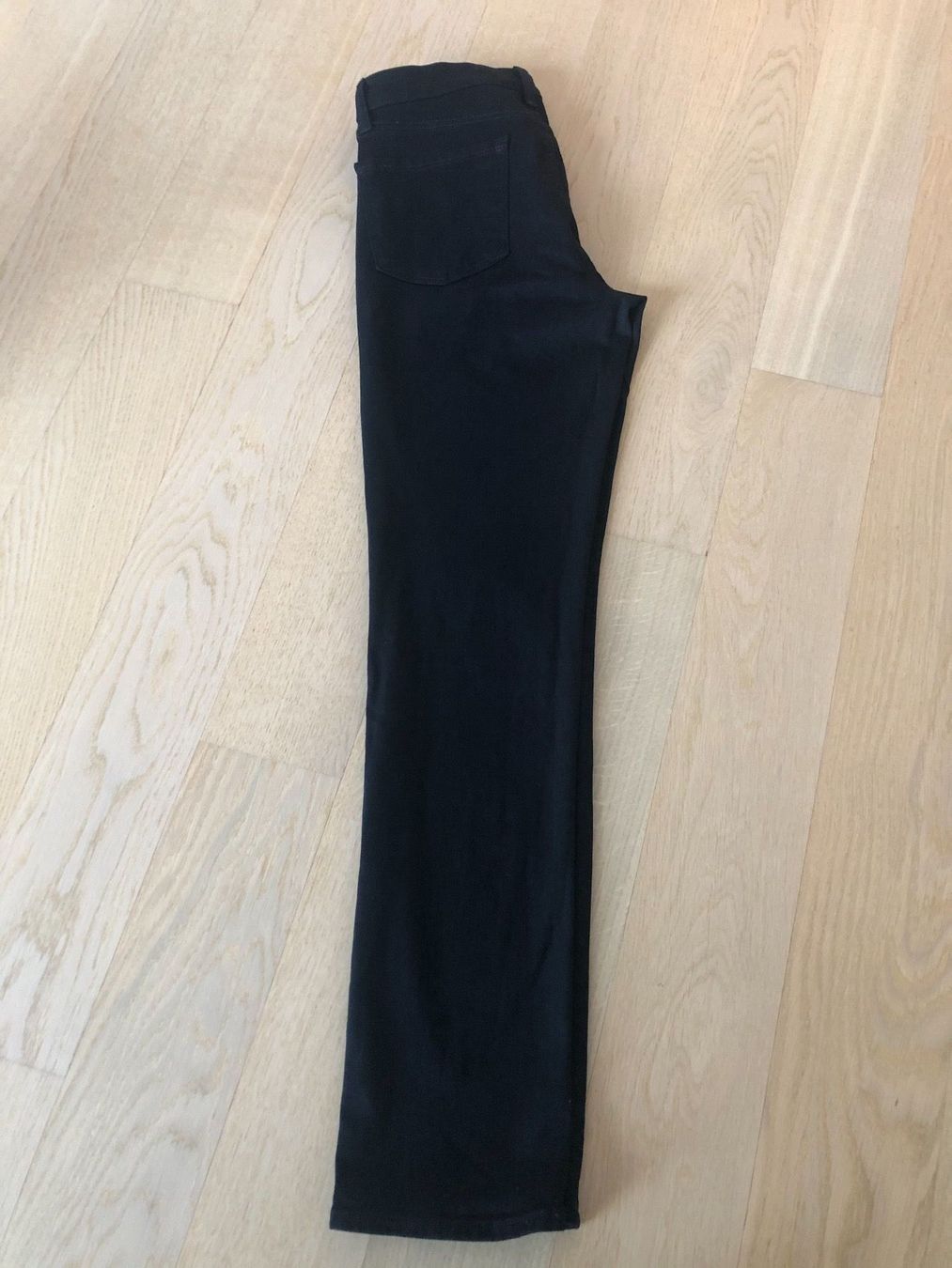 Jeans: J Brand JEANS MAUDE MIDRISE CIGARETTE – Neu (gemäss Beschreibung) aus Zürich von erica72 1