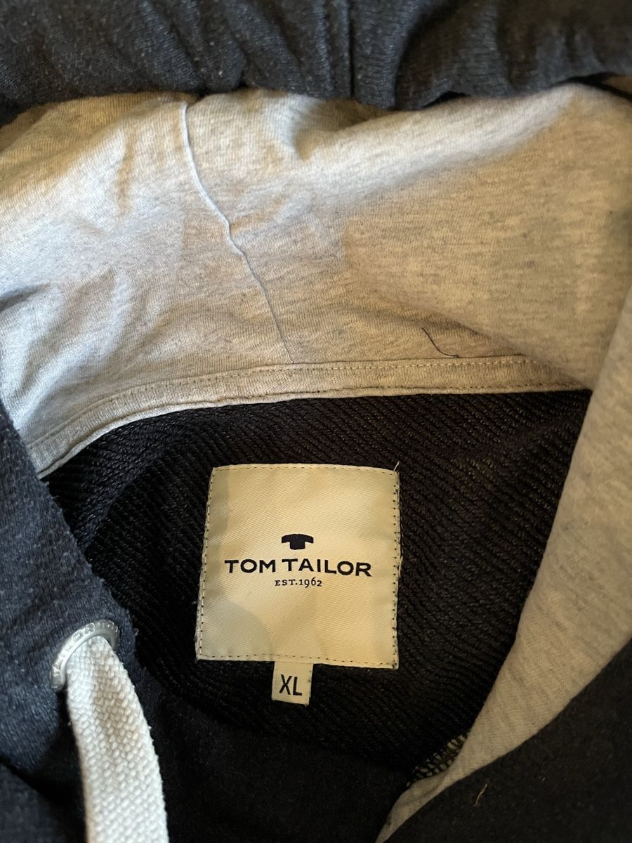 Tom Tailor Maglioni & Felpe: Hoodie Tom Tailer XL – Usato da Schwarzenburg venduto da nydeggers04 2