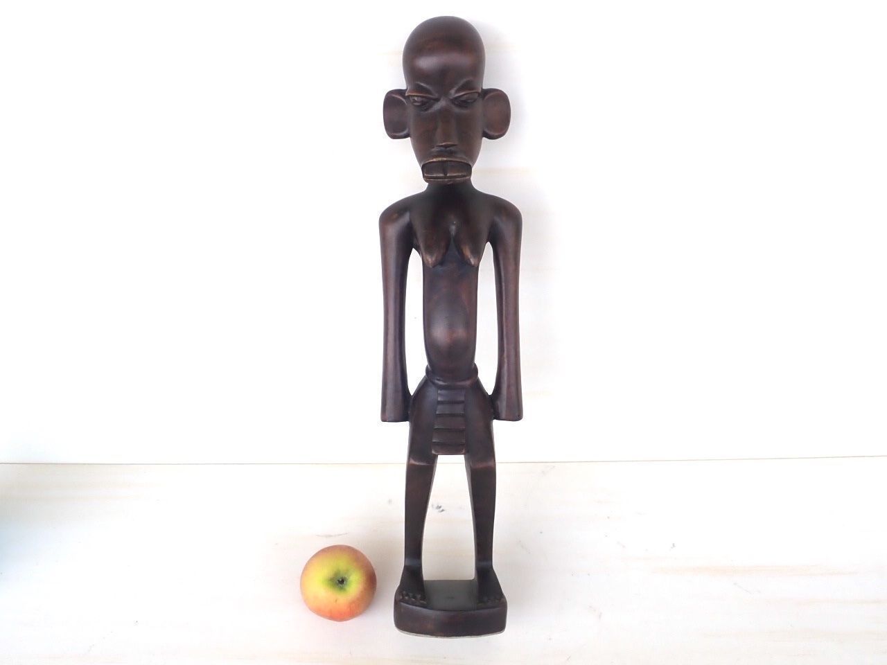 Skulpturen & Statuen: Afrika Kunst Statue Holz Schnitzerei Vintage Mid Century – Gebraucht aus Wil SG von BrocknRoll 1