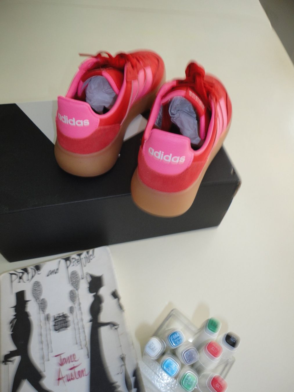 Adidas Chaussures femmes: Adidas BARREDA DECODE J - Grösse 38 – D'occasion à Bonstetten par nat_tv99 1