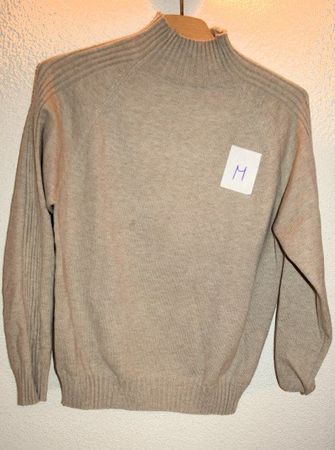beiger,  leichter Strick-Pulli in beige-braun Gr. M