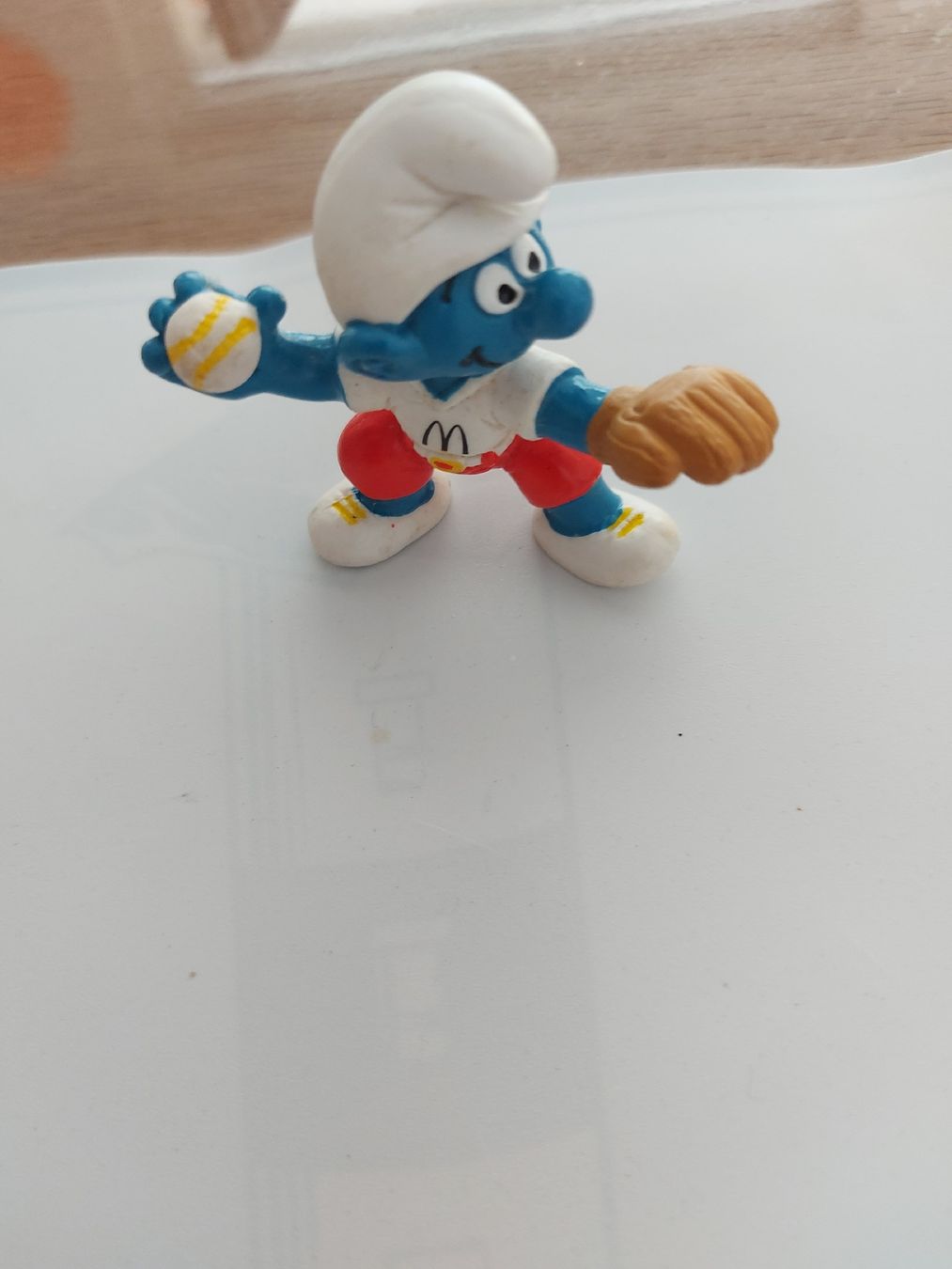 Mc Donald's Statuette: Baseball-Werfer Schlumpf Mc Donalds – Nuovo (secondo la descrizione) da Rothrist venduto da Stranglehold