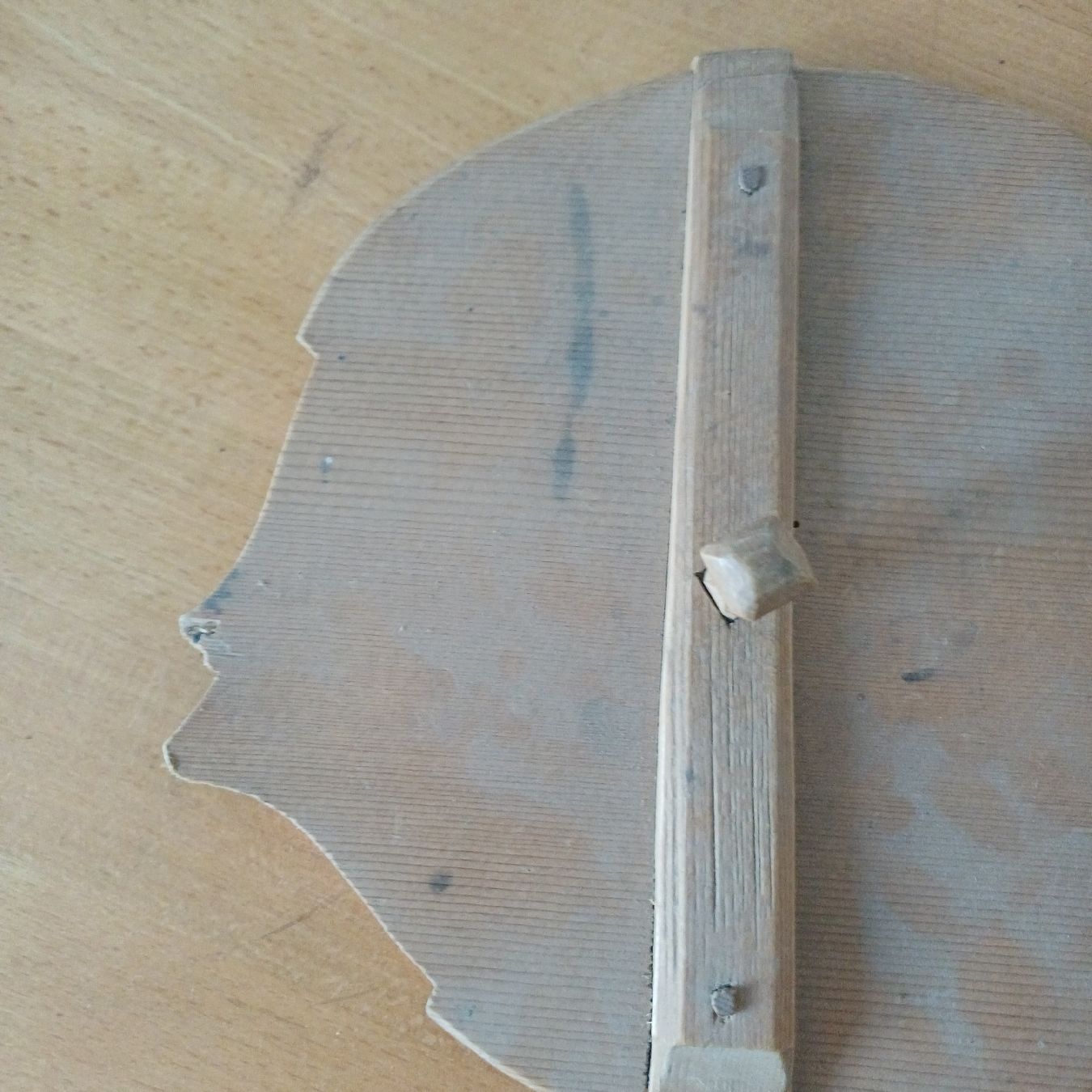 Articoli in legno: Holzgefäss mit Deckel, Ausguss und Handgriff  – Usato da Trimmis venduto da grrose 6