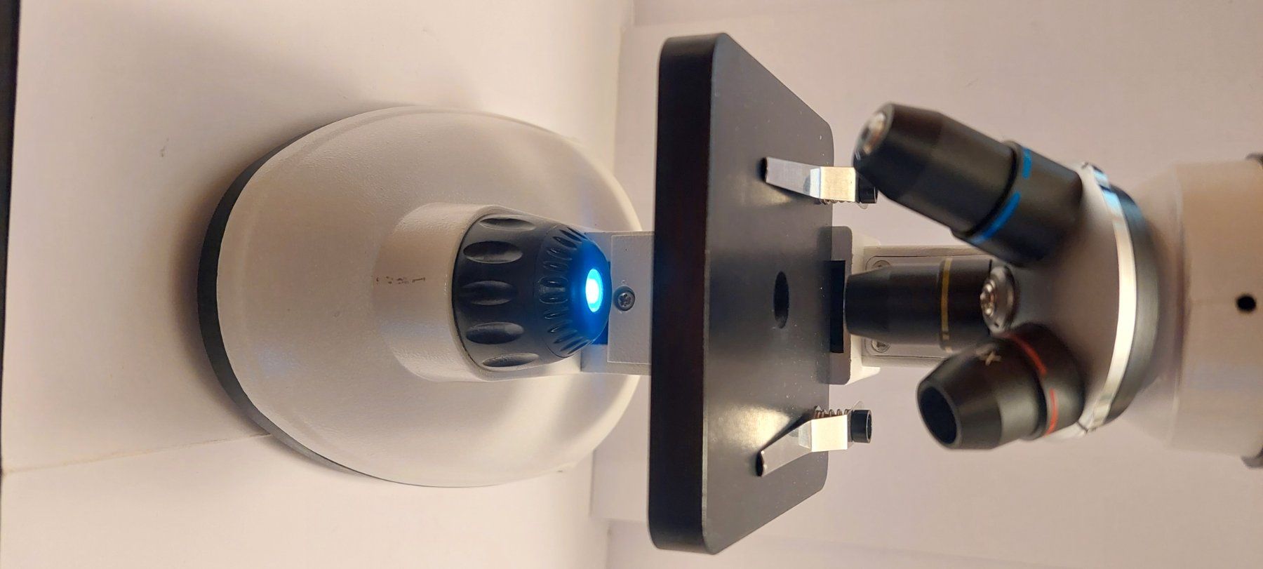 Microscopes: Microscope educatif – Neuf avec emballage d'origine à Chapelle-s-Moudon par gerryp 1