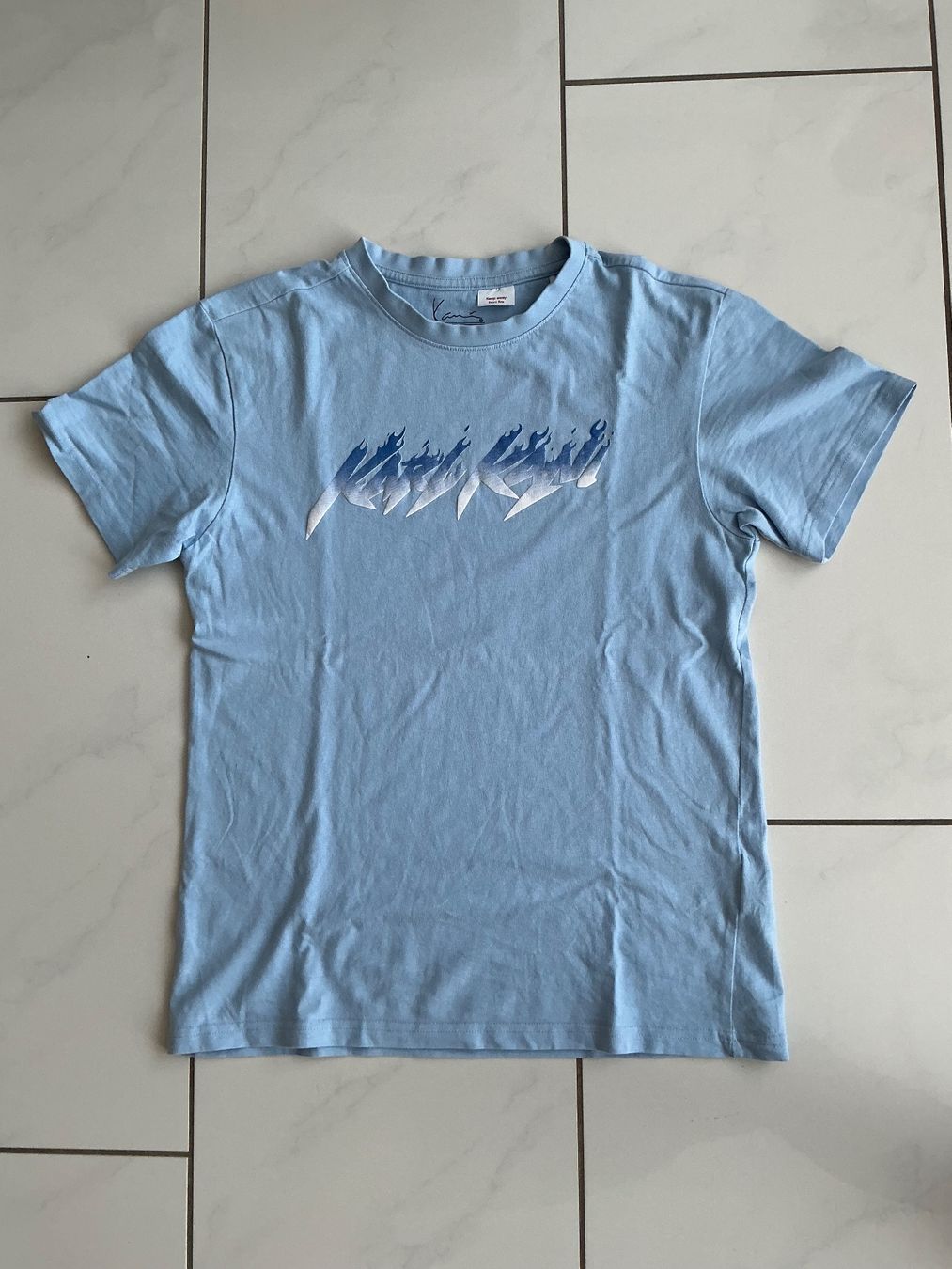 Hemden, T-Shirts & Polos: Karl Kani Gr.146/152 – Neu (gemäss Beschreibung) aus Biel-Benken BL von Sahra1