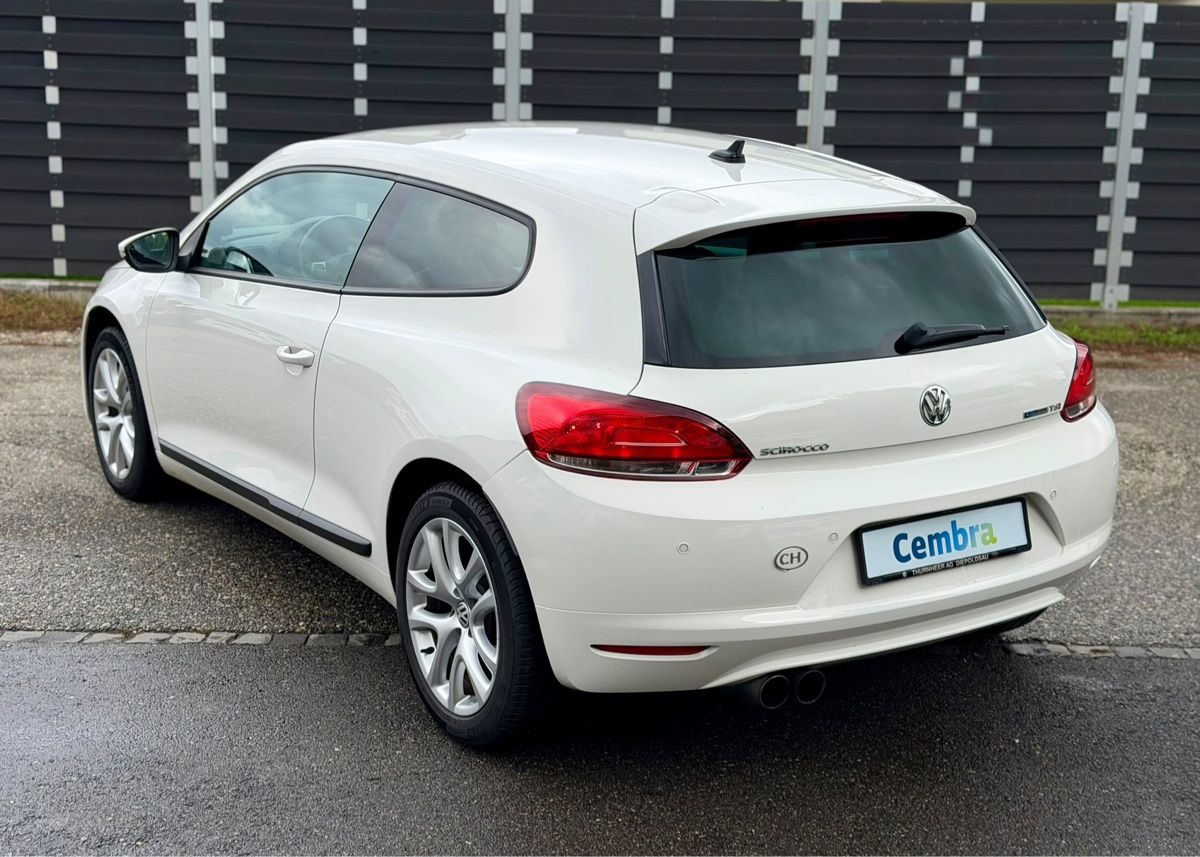 VW Autos: VW Scirocco 1.4 TSI weiss 2012  – D'occasion à Döttingen par jeny77 5